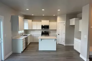 416 E 500 N, Salem, UT 84653 - Photo 3