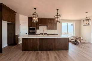 619 E Mountain Rd N, North Ogden, UT 84414 - Photo 3