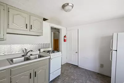 423 E 1st Ave N, Salt Lake City, UT 84103 - Photo 23