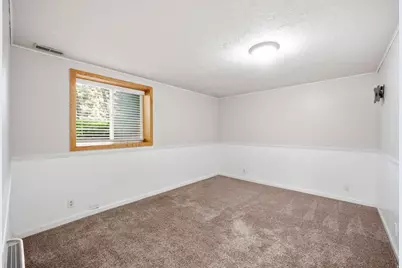 2586 E Country Oaks Dr N, Layton, UT 84040 - Photo 47