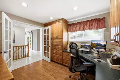 2586 E Country Oaks Dr N, Layton, UT 84040 - Photo 29