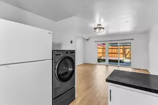 886 N 350 E, Orem, UT 84057 - Photo 11