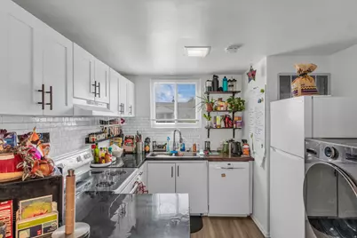 886 N 350 E, Orem, UT 84057 - Photo 11