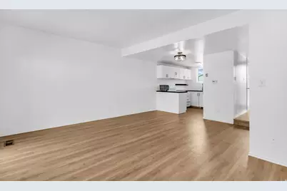 886 N 350 E, Orem, UT 84057 - Photo 7