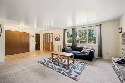 222 E 4200 N, Provo, UT 84604 - Photo 7