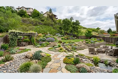 9473 S Hunts End Dr, Sandy, UT 84092 - Photo 29