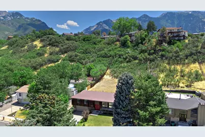 9473 S Hunts End Dr, Sandy, UT 84092 - Photo 27
