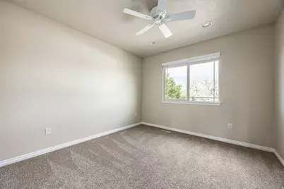 1065 W Windsor Dr, North Salt Lake, UT 84054 - Photo 23