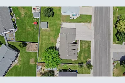 215 N 750 W, Hyrum, UT 84319 - Photo 45