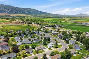 215 N 750 W, Hyrum, UT 84319 - Photo 49