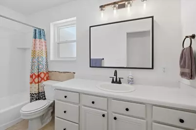 215 N 750 W, Hyrum, UT 84319 - Photo 29