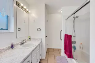 8093 S Beaumont Dr E, Sandy, UT 84093 - Photo 15
