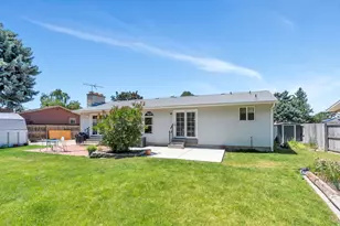 8093 S Beaumont Dr E, Sandy, UT 84093 - Photo 23