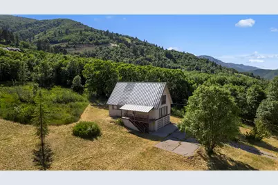 2467 N Nordic Dr, Eden, UT 84310 - Photo 9