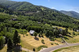2467 N Nordic Dr, Eden, UT 84310 - Photo 5
