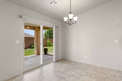952 E 3800 S, Washington, UT 84780 - Photo 9