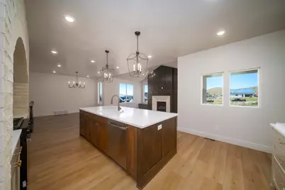 1125 E Center St, Hyde Park, UT 84318 - Photo 19