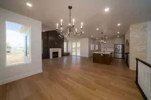1125 E Center St, Hyde Park, UT 84318 - Photo 21