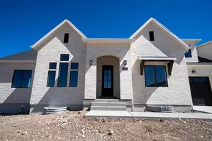 1125 E Center St, Hyde Park, UT 84318 - Photo 3