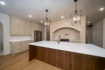 1125 E Center St, Hyde Park, UT 84318 - Photo 15