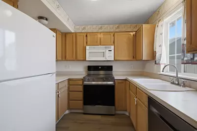 794 E 950 S, Provo, UT 84606 - Photo 7