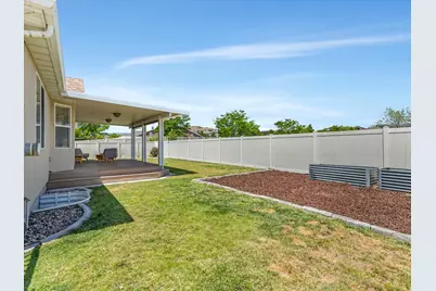 386 W Winter Wheat Way N, Saratoga Springs, UT 84045 - Photo 27