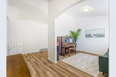 386 W Winter Wheat Way N, Saratoga Springs, UT 84045 - Photo 7