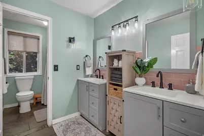 1726 E Wasatch Blvd, Sandy, UT 84092 - Photo 21