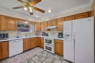 1726 E Wasatch Blvd, Sandy, UT 84092 - Photo 9