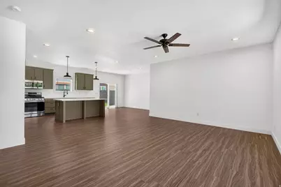 464 Jessop Ave, Hildale, UT 84784 - Photo 11
