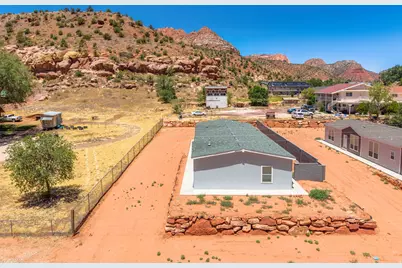 464 Jessop Ave, Hildale, UT 84784 - Photo 45