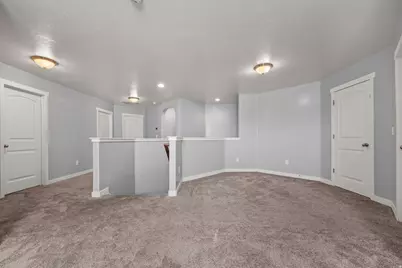 3386 W Chamonix Way, Riverton, UT 84065 - Photo 15