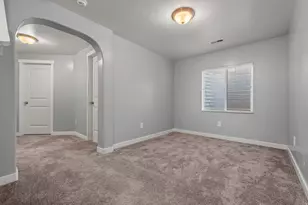 3386 W Chamonix Way, Riverton, UT 84065 - Photo 27