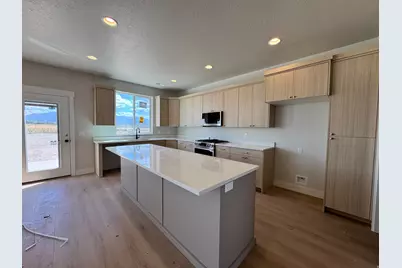 379 S 4250 W #628, West Point, UT 84015 - Photo 7