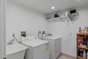 449 E 900 N, Orem, UT 84097 - Photo 21