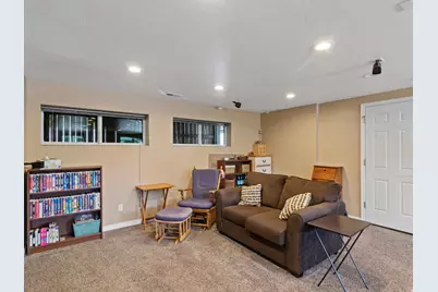 449 E 900 N, Orem, UT 84097 - Photo 13