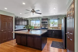 449 E 900 N, Orem, UT 84097 - Photo 3