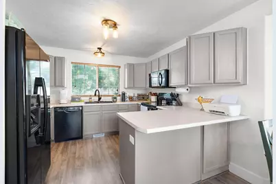 8678 W Titanium Dr, Magna, UT 84044 - Photo 9