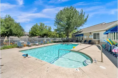 5389 S New Hampton Dr W, Murray, UT 84123 - Photo 31