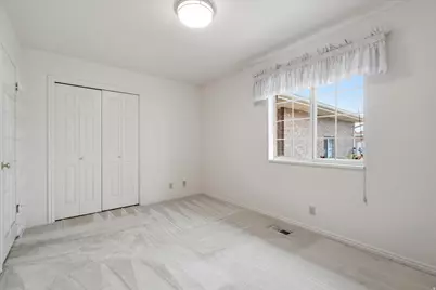 442 W 230 N, Orem, UT 84057 - Photo 21