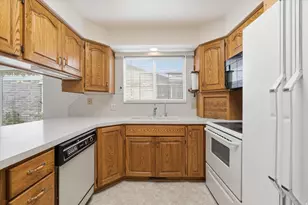 442 W 230 N, Orem, UT 84057 - Photo 9