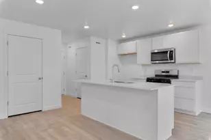 1902 E 670 N, Salem, UT 84653 - Photo 9
