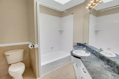 292 E 4960 N, Provo, UT 84604 - Photo 11