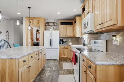 1342 Old Lincoln Hwy, Grantsville, UT 84029 - Photo 23