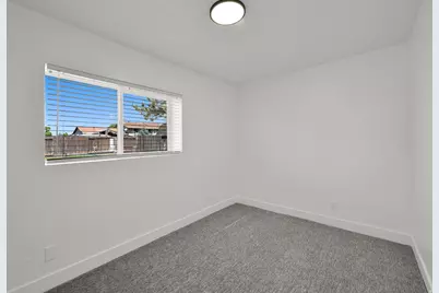 958 N 2075 W, Farr West, UT 84404 - Photo 17