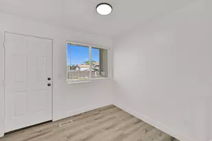 958 N 2075 W, Farr West, UT 84404 - Photo 7