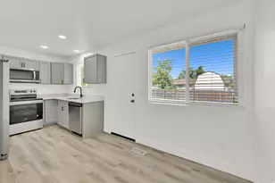 958 N 2075 W, Farr West, UT 84404 - Photo 15