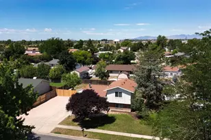 958 N 2075 W, Farr West, UT 84404 - Photo 5