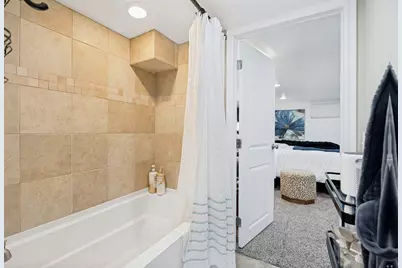 2333 E Lakeview Dr S, Salt Lake City, UT 84109 - Photo 17