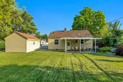 2333 E Lakeview Dr S, Salt Lake City, UT 84109 - Photo 21